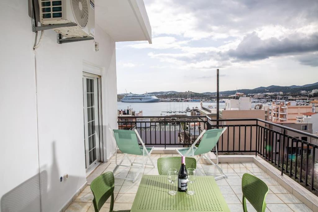 Apartamento Seafront Central Apt In Lavrio Exterior foto