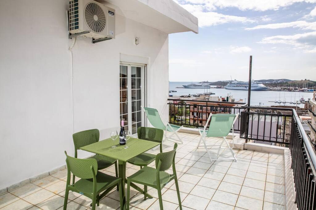 Apartamento Seafront Central Apt In Lavrio Exterior foto